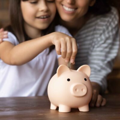 mère et sa fille épargne